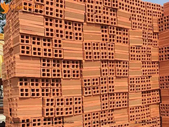 Tổ ấm hoàn hảo là đơn vị có nhiều năm kinh nghiệm xây nhà, thiết kế nhà phố, chung cư đẹp, biệt thự đẹp, khách sạn, nhà phố. Chúng tôi luôn mong muốn và cải thiện chất lượng dịch vụ của mình để khách hàng nhận được những sản phẩm tốt, đẹp với mức chi phí hợp lý. Chính vì lý do đó mà chúng tôi tự hào vì luôn nhận được sự tín nhiệm và yêu quý của khách hàng.